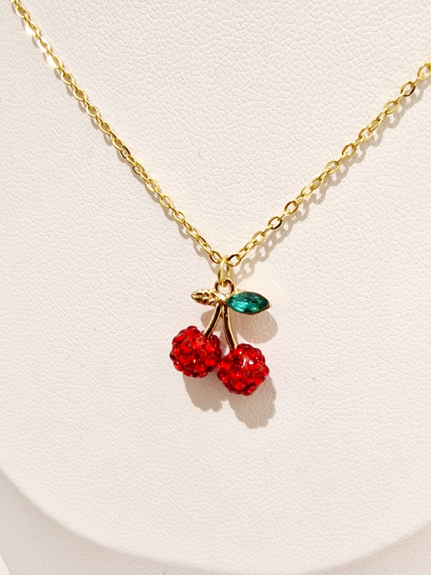 COLLIER CHERRY ACIER OR