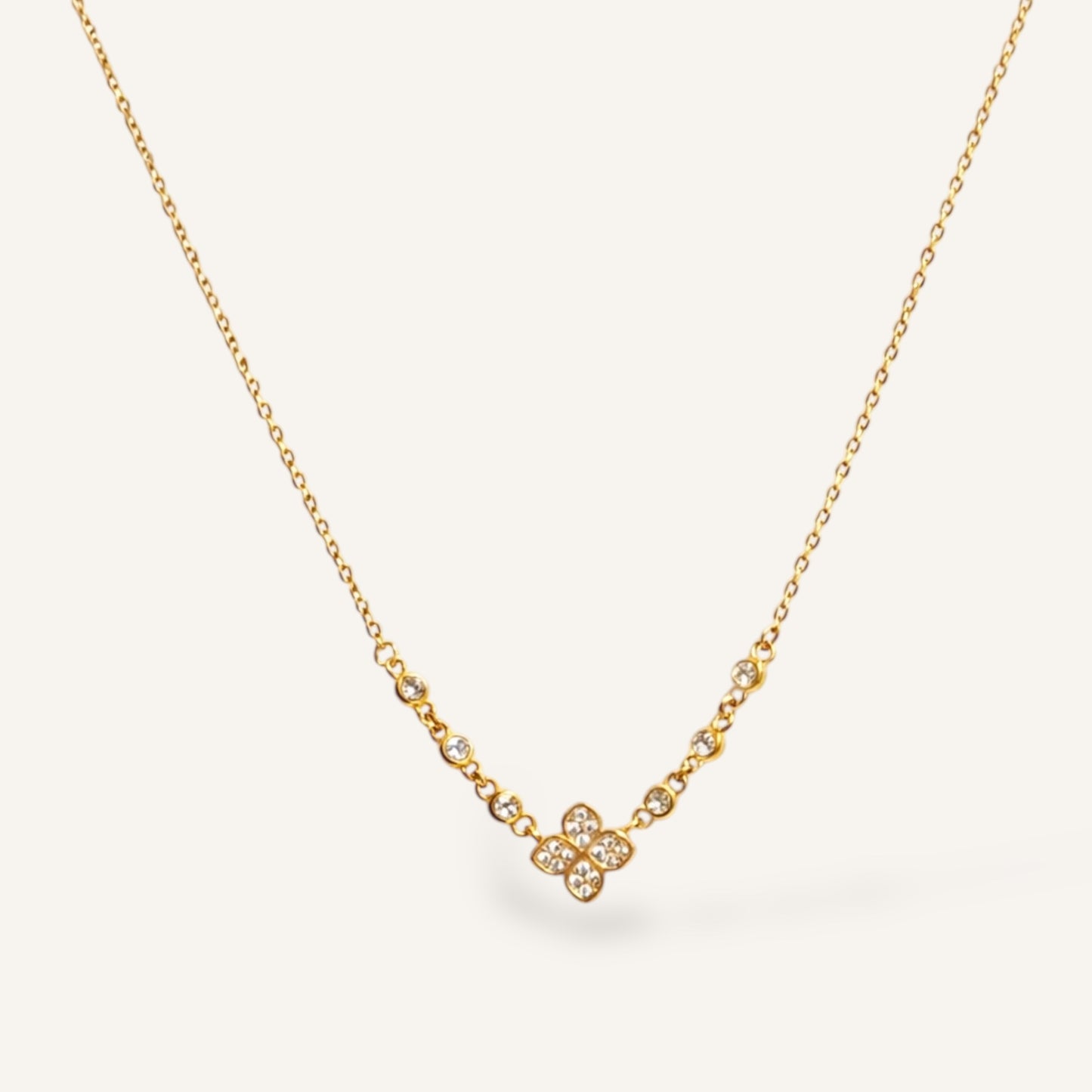 COLLIER SIANA