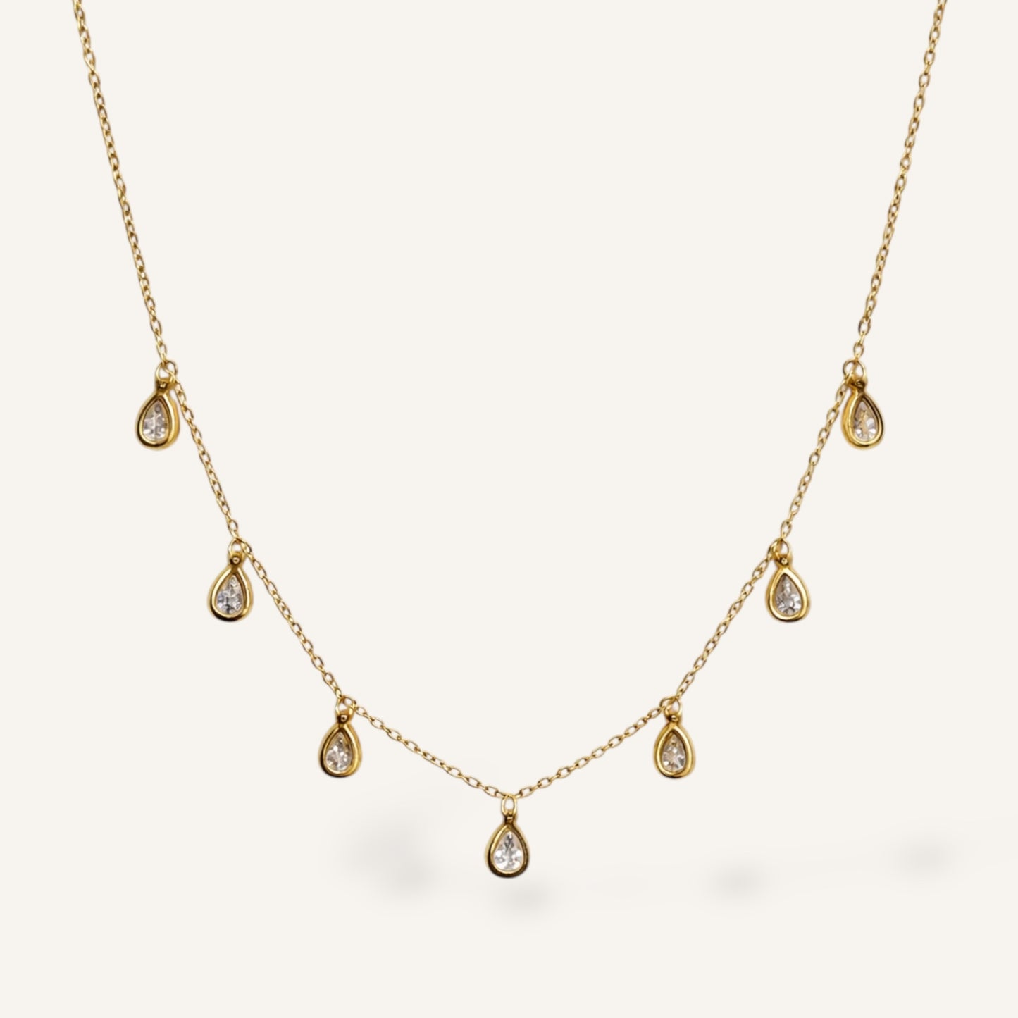 COLLIER IVANA