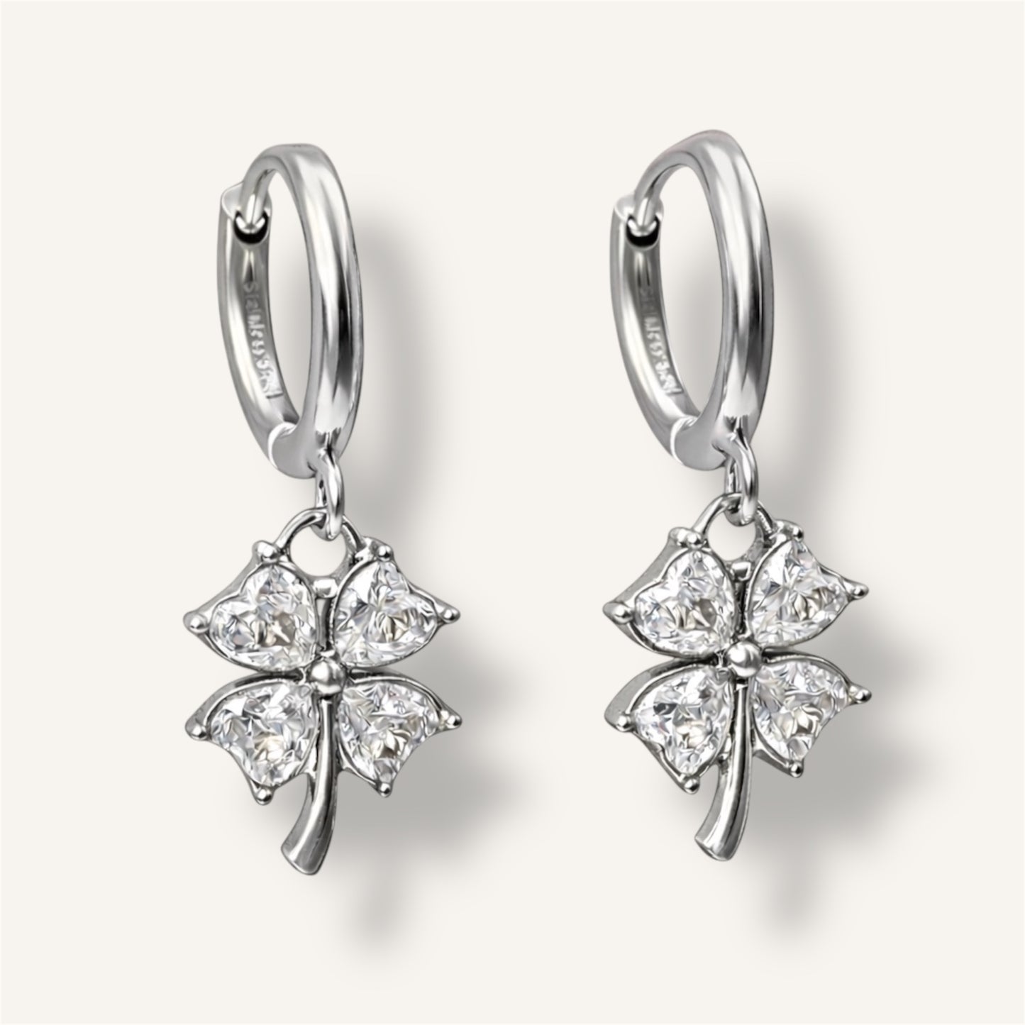 BOUCLES D’OREILLES ANASTACIA ACIER