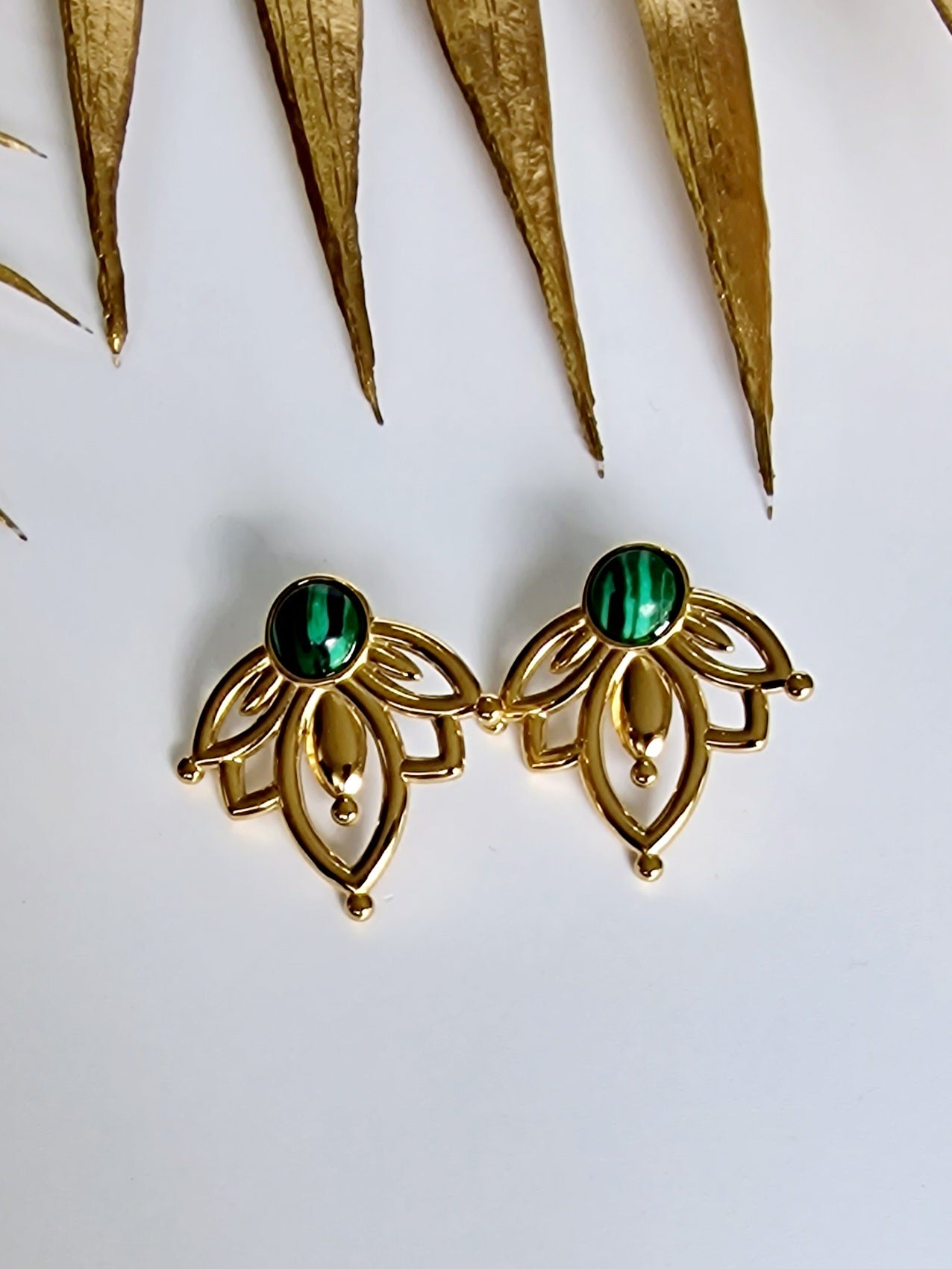 BOUCLES D'OREILLES JAYA ACIER OR VERT